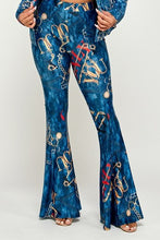 Load image into Gallery viewer, The Print Stretch Bell Bottom Pants (Indigo)
